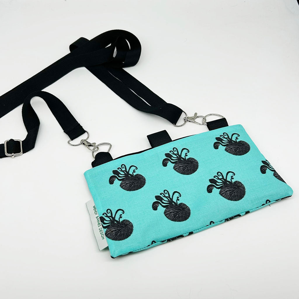 Octopus crossbody