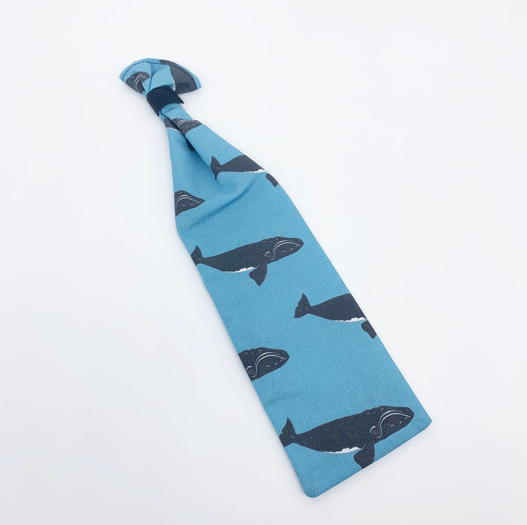 Right Whale straw pouch